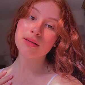 Meet your Posher, Isabella